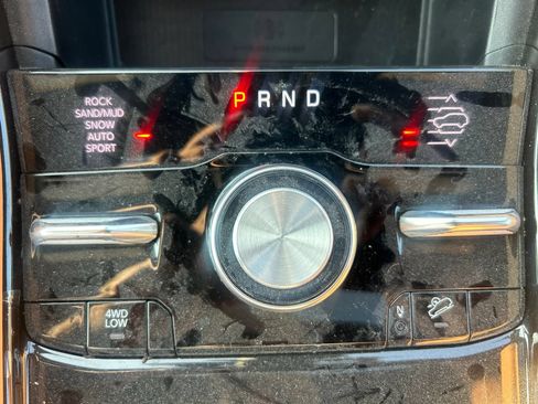 Used 2025 Jeep Grand Cherokee Summit AWD/4WD image 25