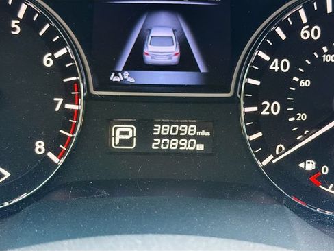 Used 2015 Nissan Altima 3.5 SL FWD image 38