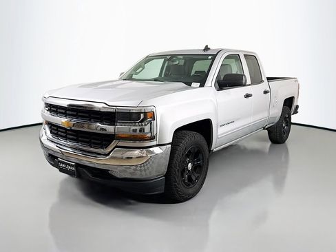 Used 2019 Chevrolet Silverado 1500 LT image 3