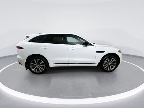 Used 2026 Jaguar F-PACE R-Dynamic S AWD/4WD image 9