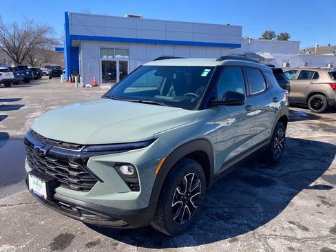 New 2026 Chevrolet TrailBlazer ACTIV w/ Convenience Package image 3