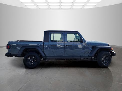 New 2026 Jeep Gladiator Sport image 3