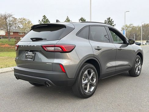Used 2025 Ford Escape ST-Line image 3