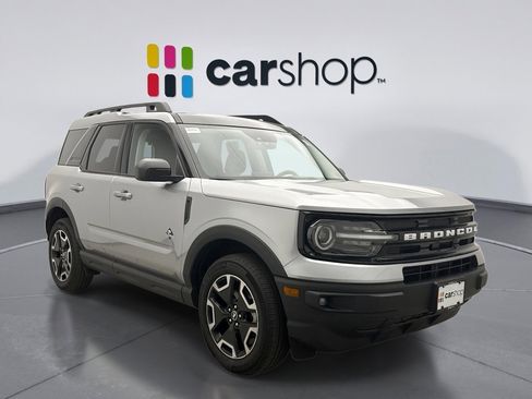 Used 2023 Ford Bronco Sport Outer Banks w/ Tech Package image 5
