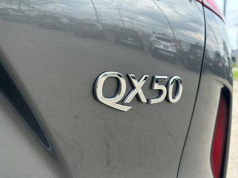 Used 2021 INFINITI QX50 Essential w/ Convenience Package AWD/4WD image 6