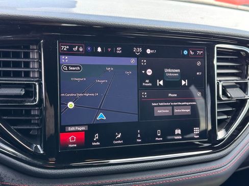 Used 2023 Dodge Durango R/T image 32