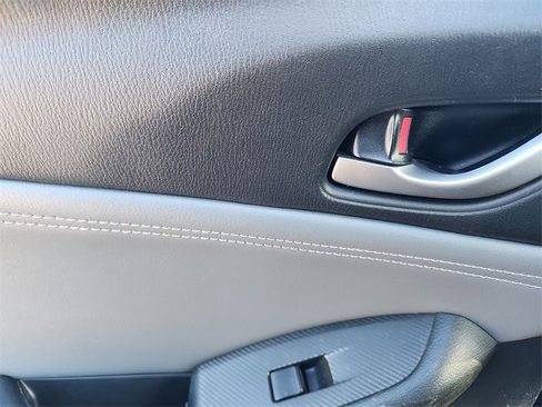 Used 2019 MAZDA CX-3 Touring image 27