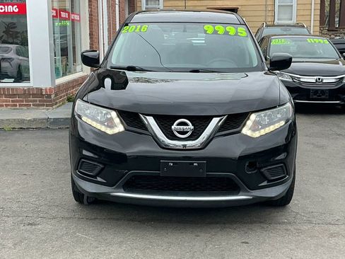 Used 2016 Nissan Rogue S AWD/4WD image 2