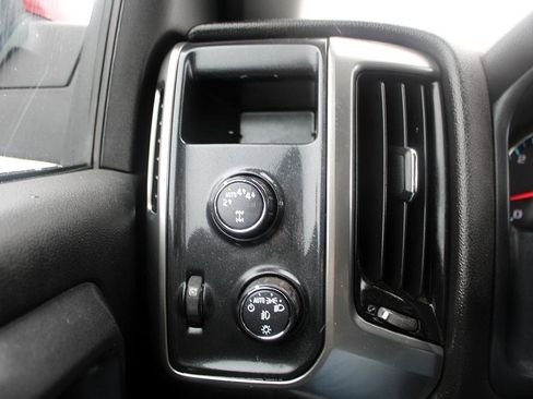 Used 2018 Chevrolet Silverado 1500 LT w/ All Star Edition image 18