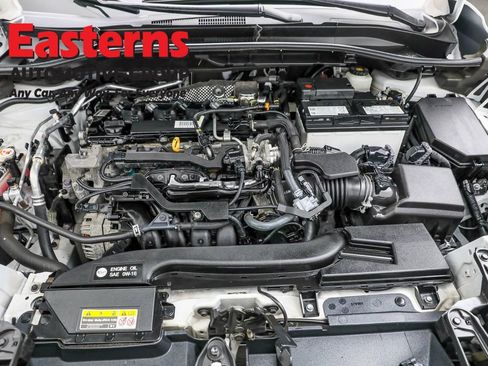 Used 2022 Toyota Corolla Cross XLE w/ Convenience Package image 7