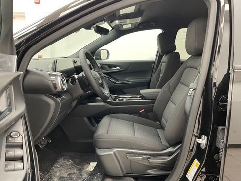 New 2026 Chevrolet Equinox LT w/ Safety and Technology Package AWD/4WD image 7