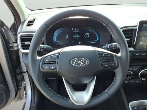 New 2026 Hyundai Venue SEL FWD image 14