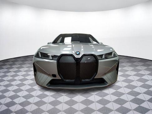 New 2026 BMW iX xDrive45 image 5