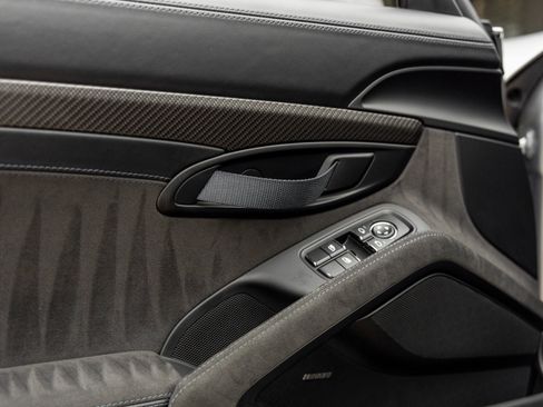 Used 2025 Porsche 718 Cayman GT4 RS w/ Weissach Package image 32