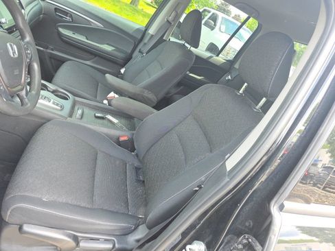 Used 2022 Honda Ridgeline Sport image 11
