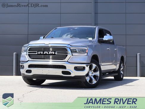 Used 2023 RAM 1500 Laramie AWD/4WD image 1