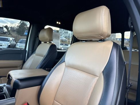 Certified 2025 Ford F350 Lariat w/ Lariat Ultimate Package image 12