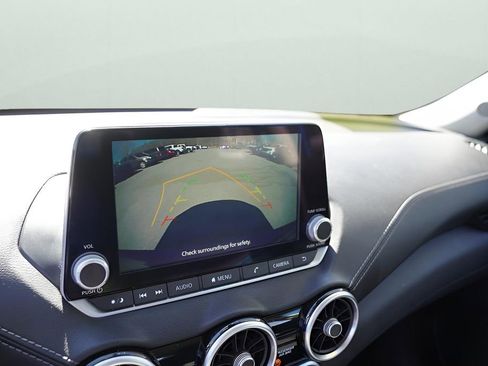 Used 2022 Nissan Sentra SV image 22