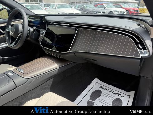 Certified 2025 Mercedes-Benz E 350 4MATIC Sedan w/ Driver Assistance Package image 30