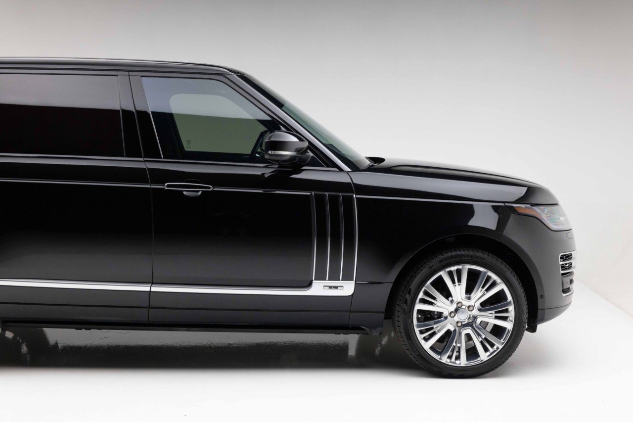 Used 2020 Land Rover Range Rover LWB SV Autobiography AWD/4WD image 29