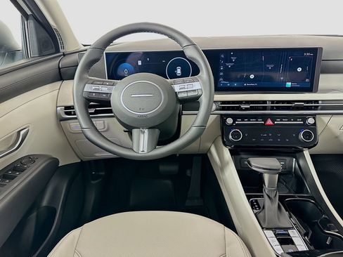 New 2026 Hyundai Tucson SEL image 19