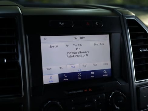Used 2019 Ford F150 XLT w/ Equipment Group 302A Luxury AWD/4WD image 13