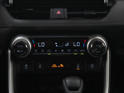 Used 2023 Toyota RAV4 XLE w/ Convenience Package AWD/4WD image 19