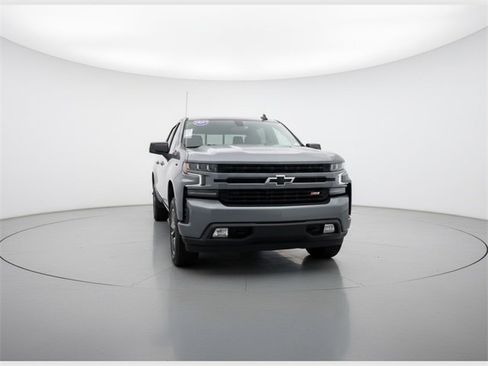 Used 2021 Chevrolet Silverado 1500 RST image 3