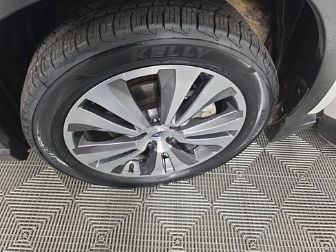 Used 2022 Subaru Ascent Touring w/ Popular Package #2A AWD/4WD image 11
