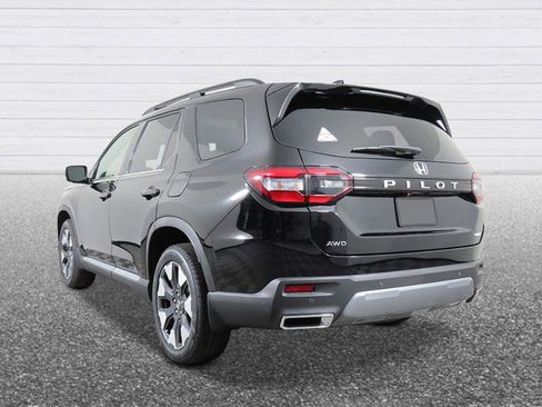 New 2026 Honda Pilot Elite image 4