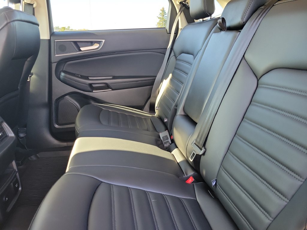 Used 2024 Ford Edge SEL w/ Convenience Package AWD/4WD image 12