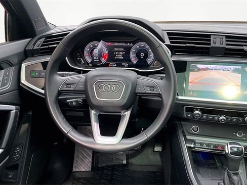 Used 2024 Audi Q3 2.0T Premium Plus w/ Premium Plus Package image 5