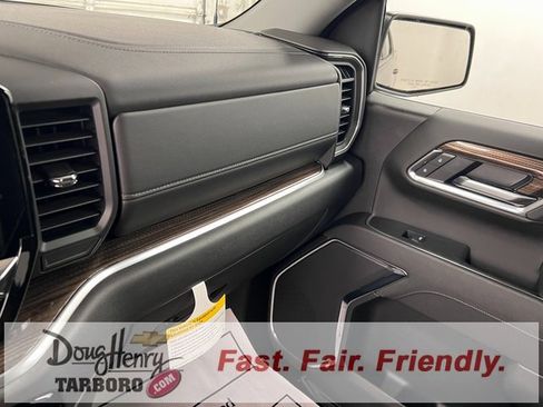 New 2025 Chevrolet Silverado 1500 LT w/ Z71 Off-Road Package image 44