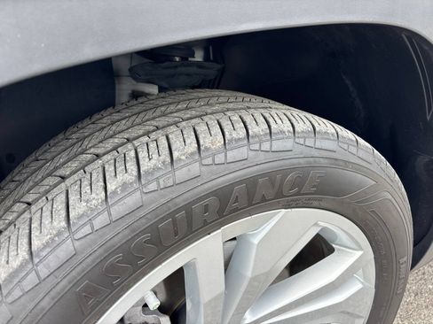 Certified 2023 Volkswagen Atlas SE FWD image 10