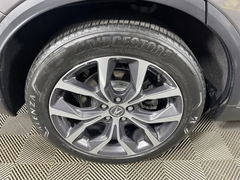 Certified 2023 Acura MDX FWD w/ Technology Package image 13