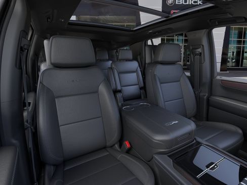 New 2026 GMC Yukon Denali w/ Advanced Technology Package AWD/4WD image 16