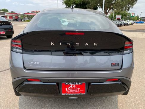 New 2026 Nissan Leaf FWD image 4