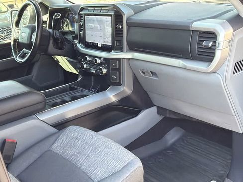 Used 2022 Ford F150 XLT w/ Equipment Group 302A High image 13