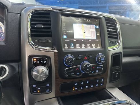 Used 2017 RAM 1500 Laramie AWD/4WD image 23