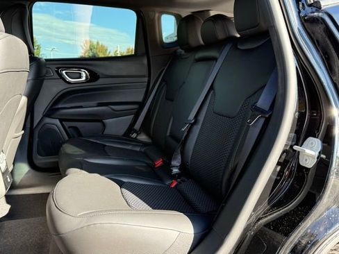 New 2025 Jeep Compass Latitude w/ Sun & Sound Group image 25