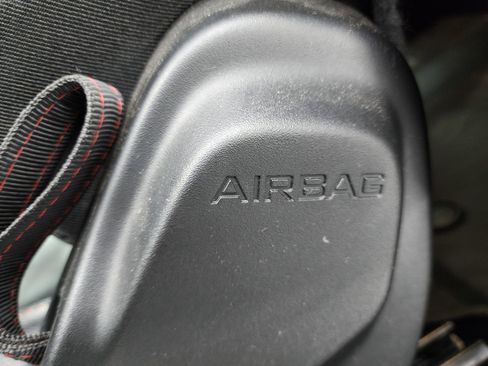 Used 2021 Jeep Wrangler Unlimited Rubicon image 35