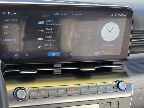 Used 2024 Hyundai Kona SEL image 18