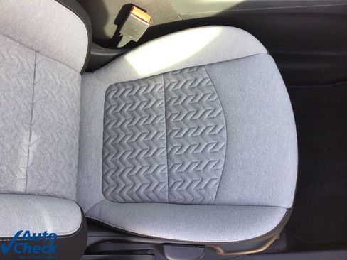 Used 2024 Chevrolet Equinox LS image 23