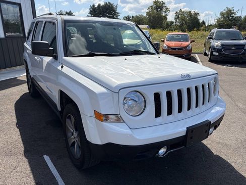 Used 2017 Jeep Patriot High Altitude image 4