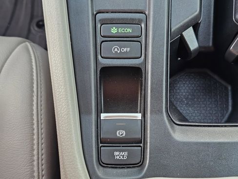 Used 2023 Honda Accord EX image 29