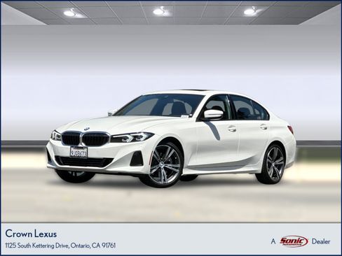 Used 2023 BMW 330i Sedan w/ Driving Assistance Package RWD image 1