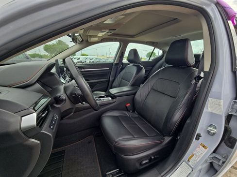 Used 2025 Nissan Altima 2.5 SR w/ SR Premium Package image 15