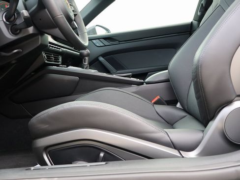 Used 2024 Porsche 911 Carrera T image 36