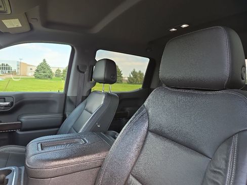 Used 2019 GMC Sierra 1500 SLT w/ SLT Premium Plus Package AWD/4WD image 14