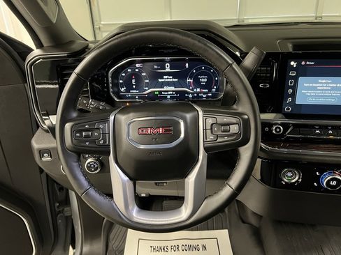 Used 2024 GMC Sierra 1500 Elevation image 30
